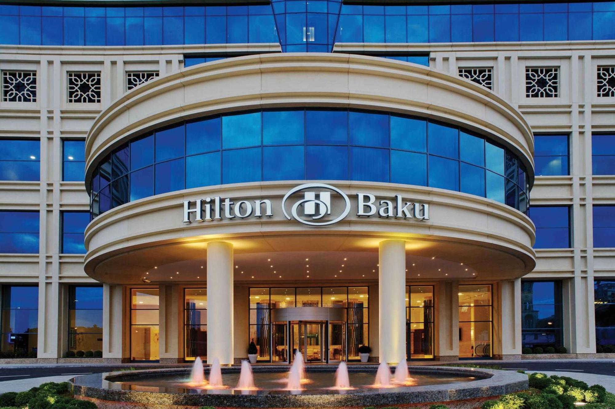 Hilton Baku Hotell Exteriör bild